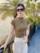 香港丈母娘推荐95年女儿来深圳相亲